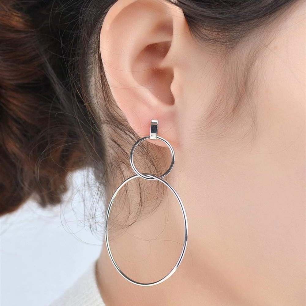 Geometric Silver Double Circle Round Stud Earrings - image 3